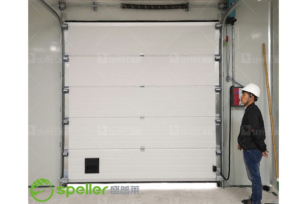 保溫提升門.jpg 保溫提升門.jpg